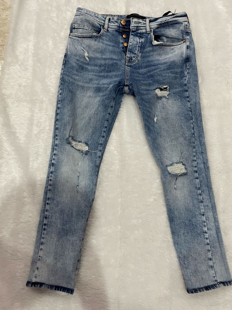 Zara Distressed Light Wash Jeans