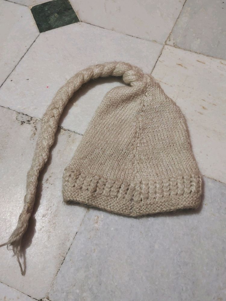 Cream Handmade Winter 🧢 Choti Wali