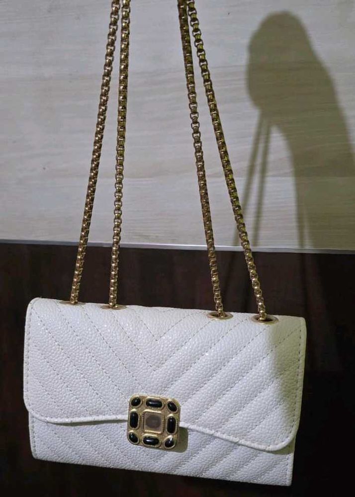 Chic White Shoulder Bag