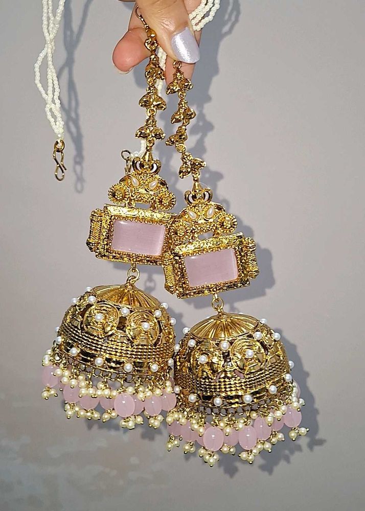 Shanti Priya Jhumka