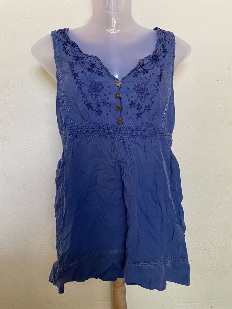 Embroidery Top