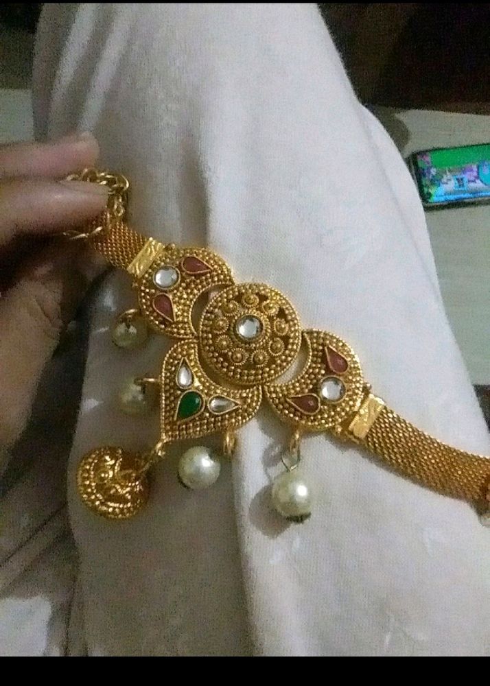 Beautiful Embellished Golden Kamarbandh