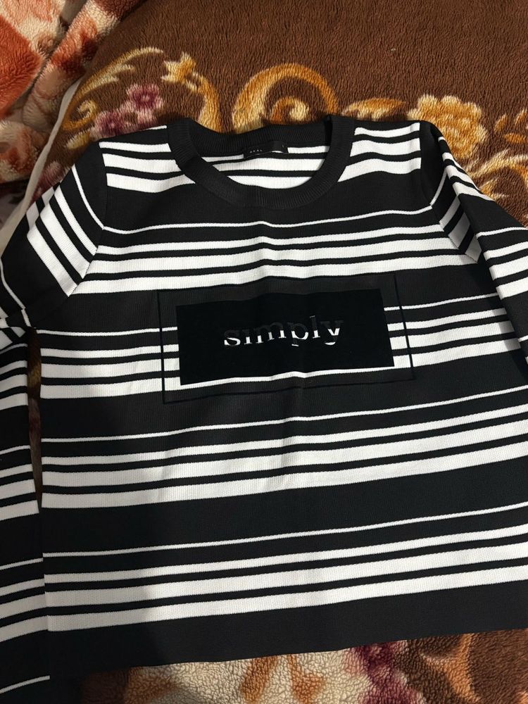 Striped Long Sleeve Top