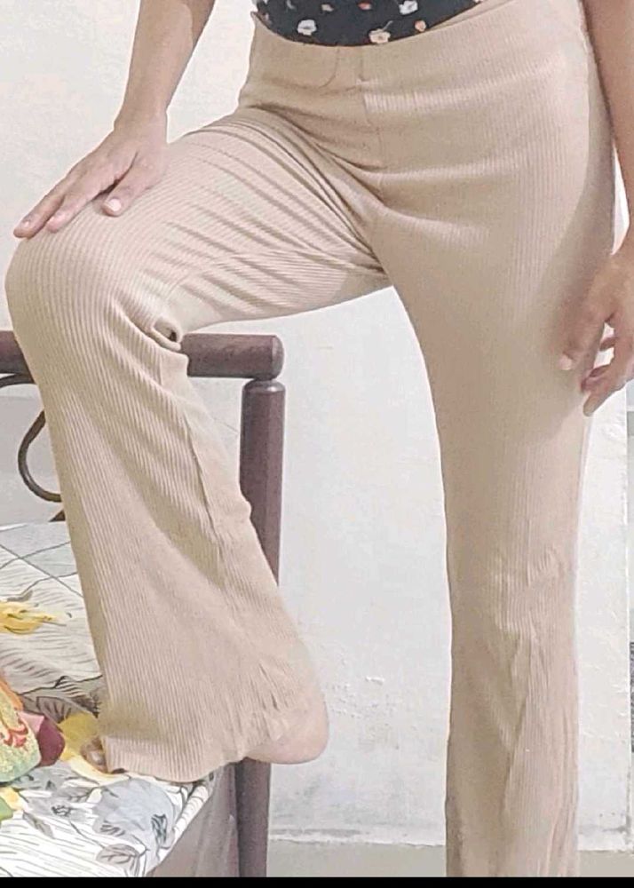H&amp;M Ribbed Flared Pants
