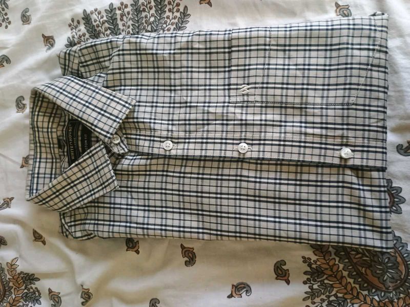 A Formal Good Looking Shirt