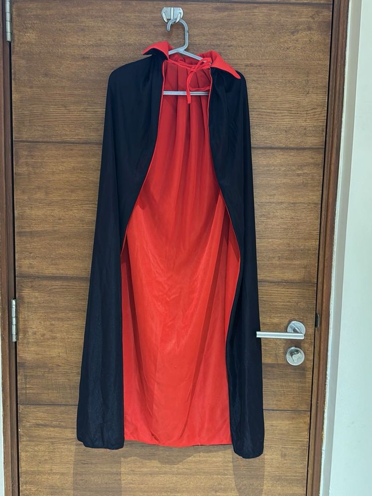 Halloween : Vampire Costume Reversable  Cape