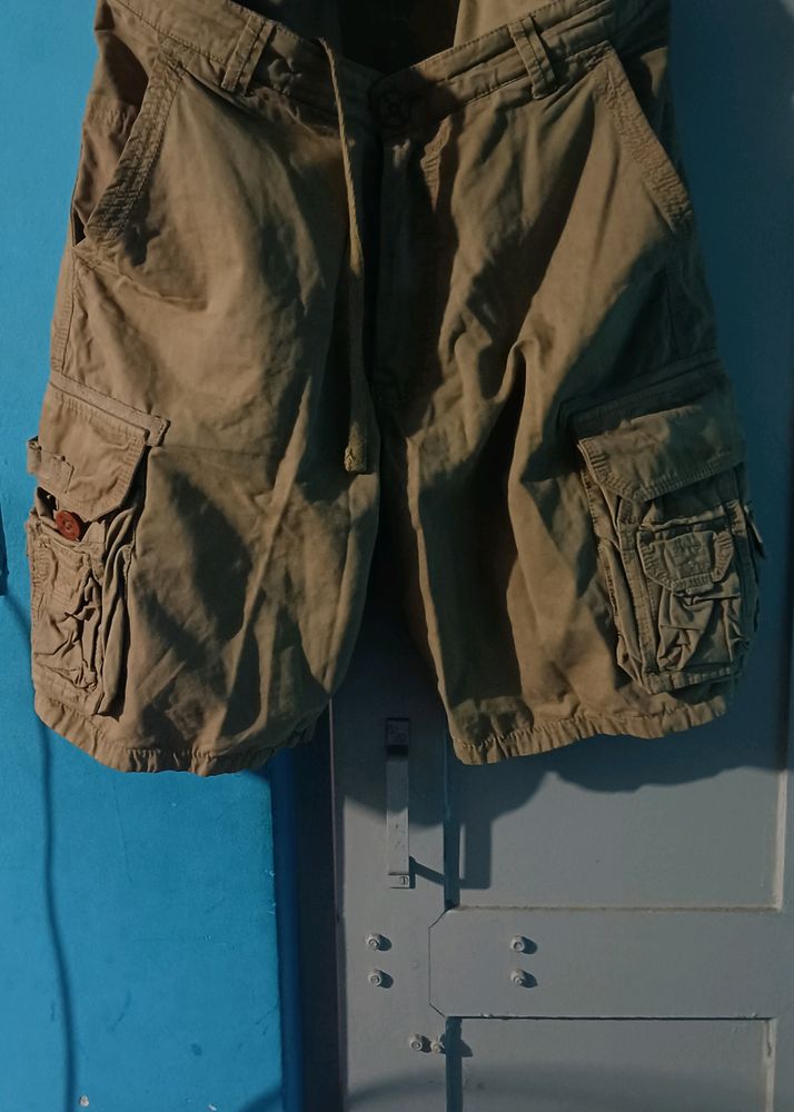 Beige Cargo Multi-pocket Three-fourth Pants