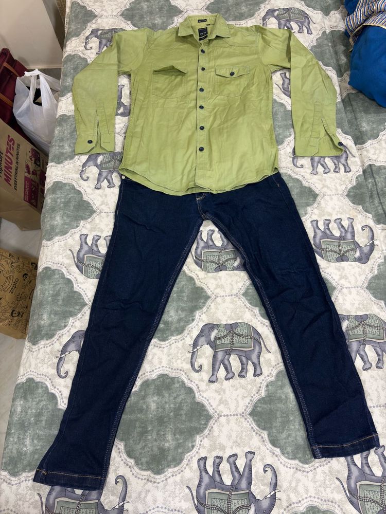 Combo of green shirt and denim jeans