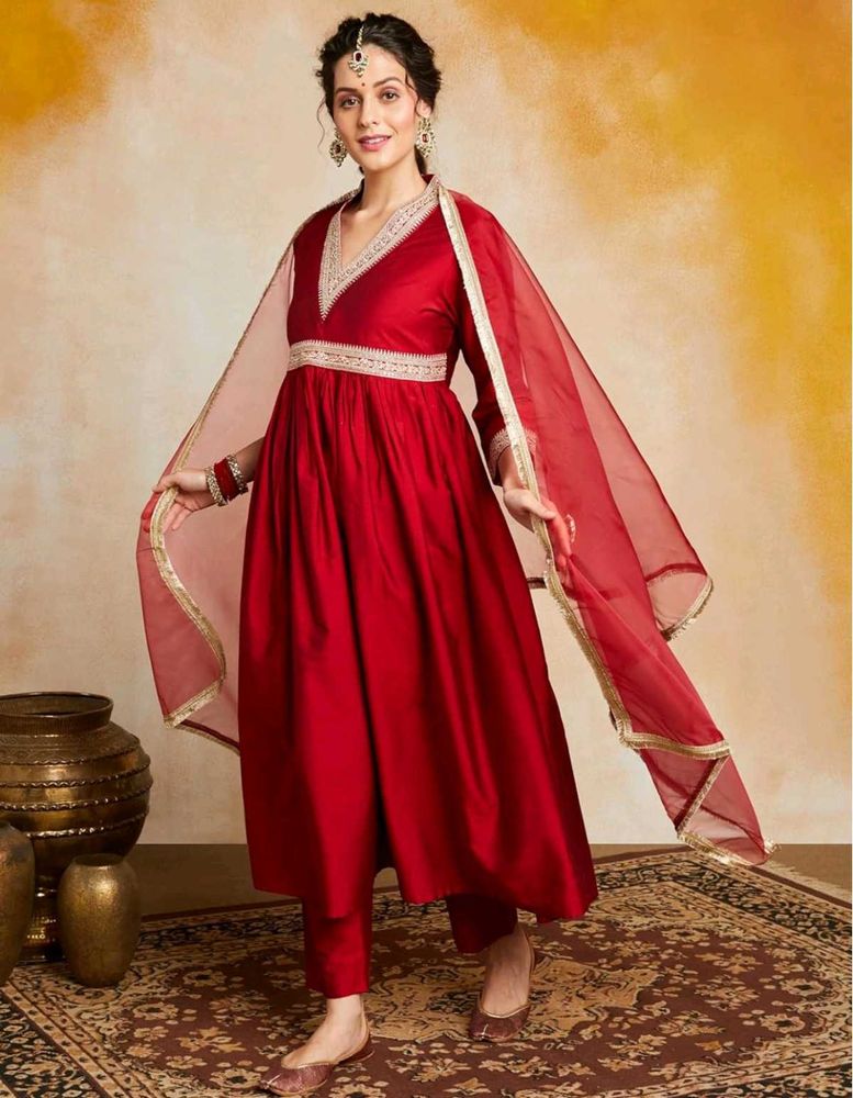 Elegant Red Kurta Set