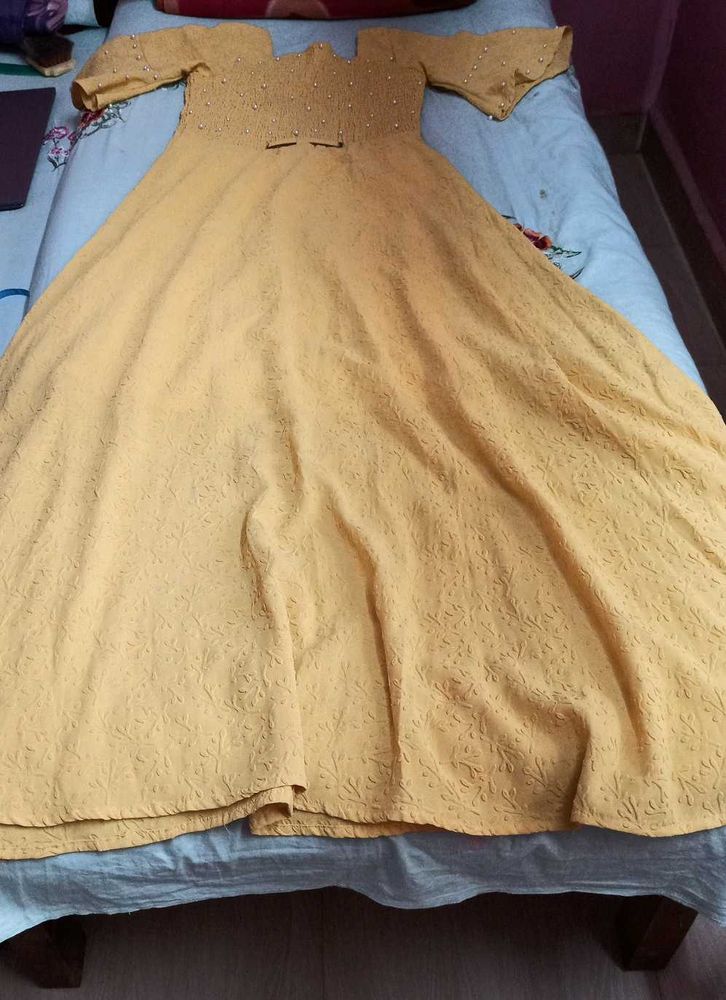 Elegant Yellow Ethnic Gown