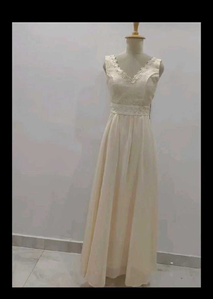 Elegant ethnic cream gown💖🐣