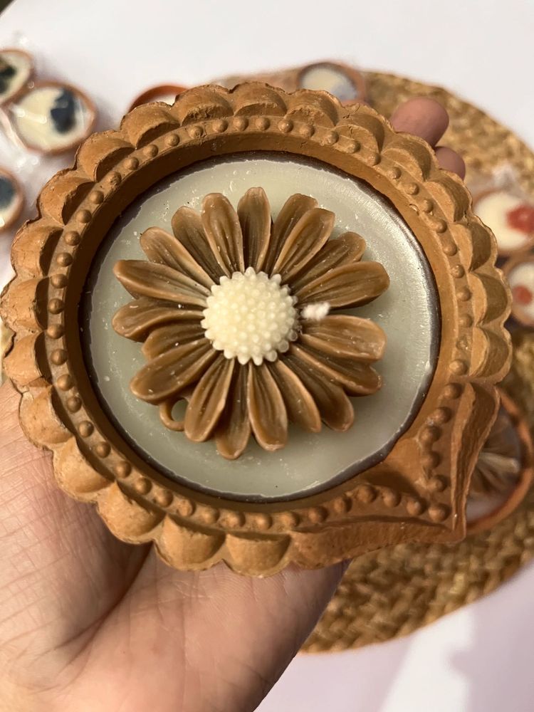 Daisy Dia candle