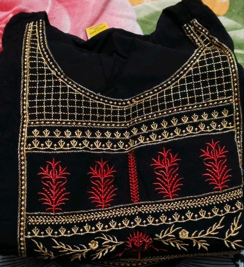 Elegant Embroidered Kurta