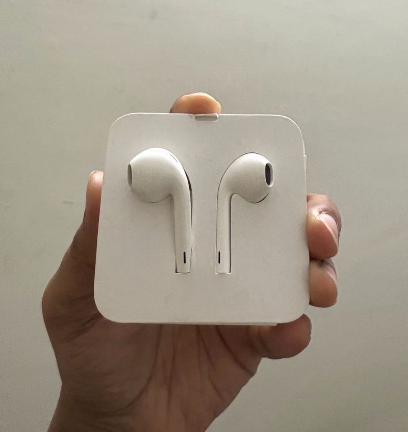 Apple Wired Earphones