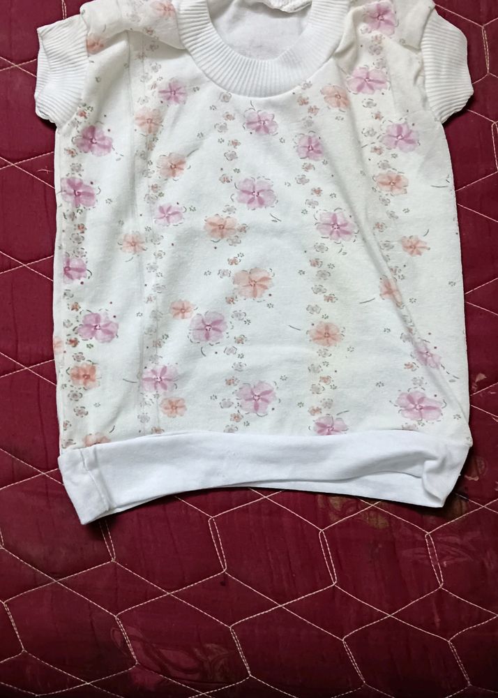 Unisex Top Wear 4 Piece Combo Offer