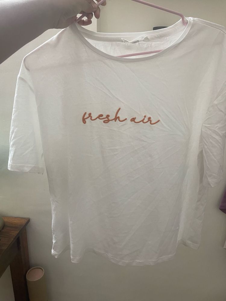 Fresh Air Graphic Embroidered Tee