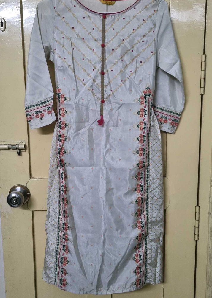 Aurelia Kurta
