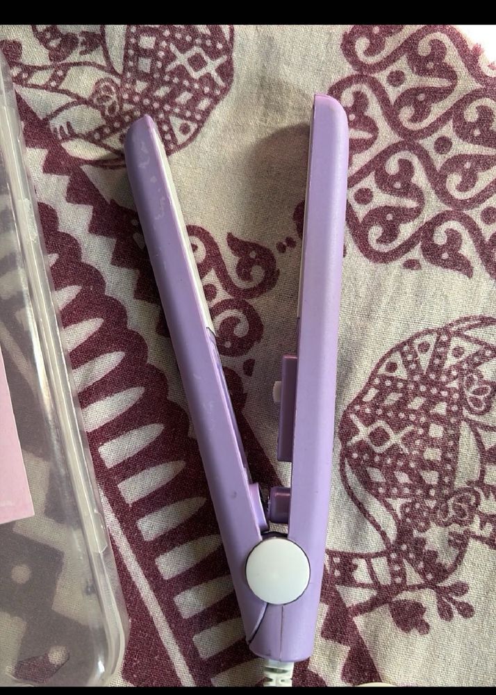 Mini Hair Straightener