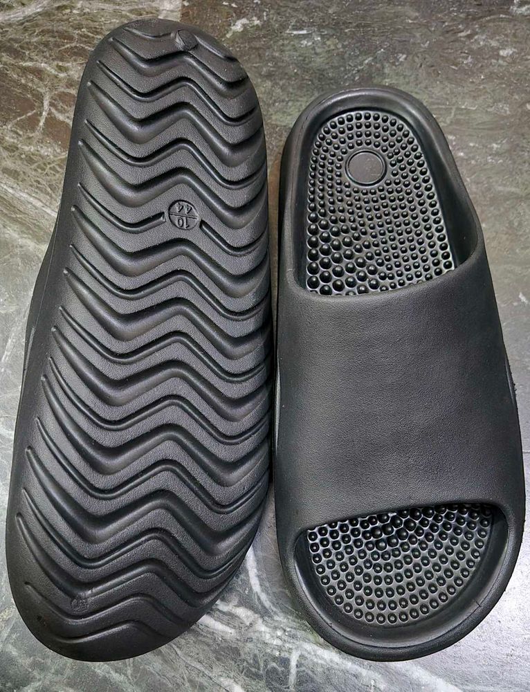 Brand Men Flip Flop Casual Sleeper In Size 10