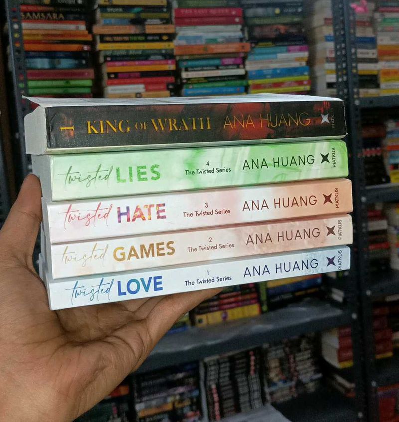 Twisted Series by Ana Huang