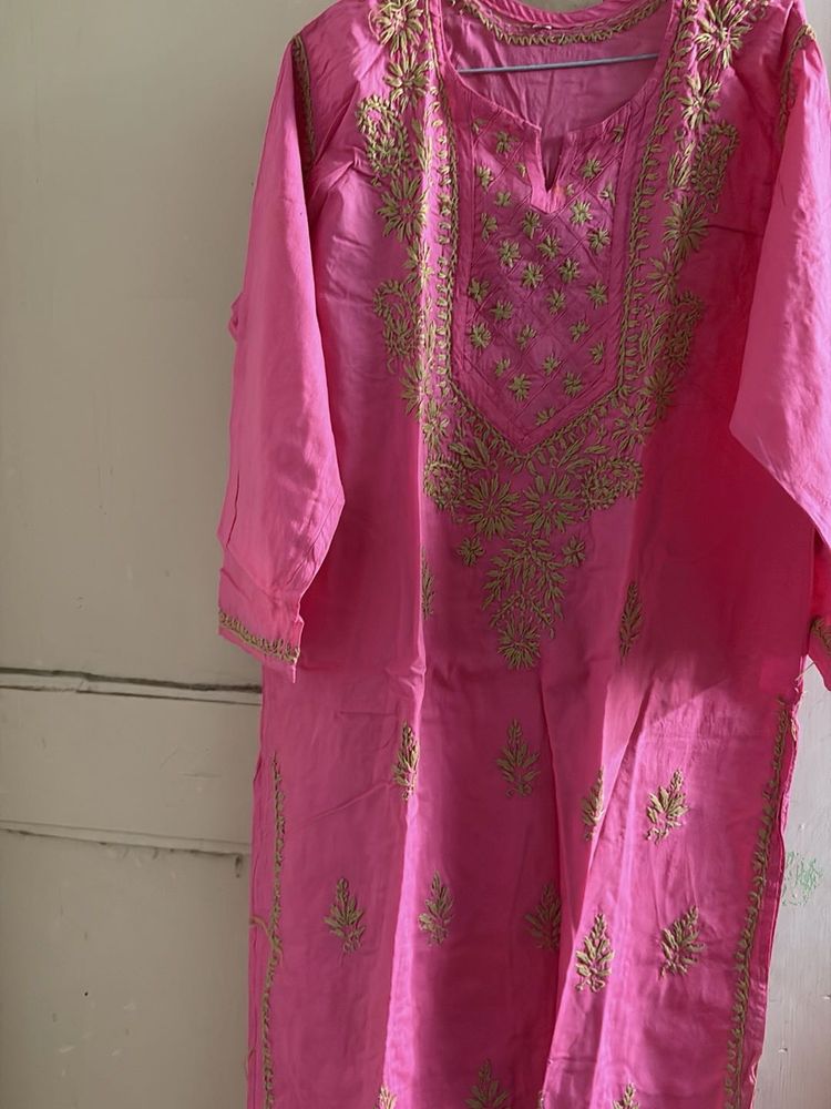 Pink Embroidered Kurta chikankari