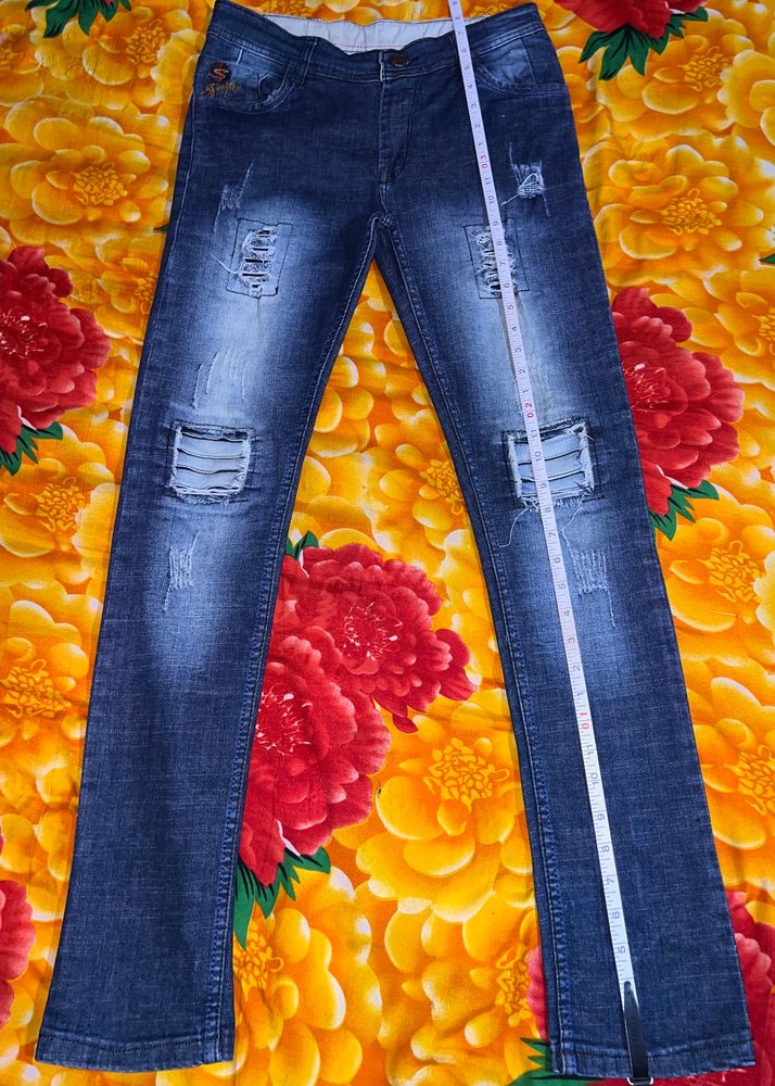 Bule Scratch Funky Jeans Pant Length 43 Inch