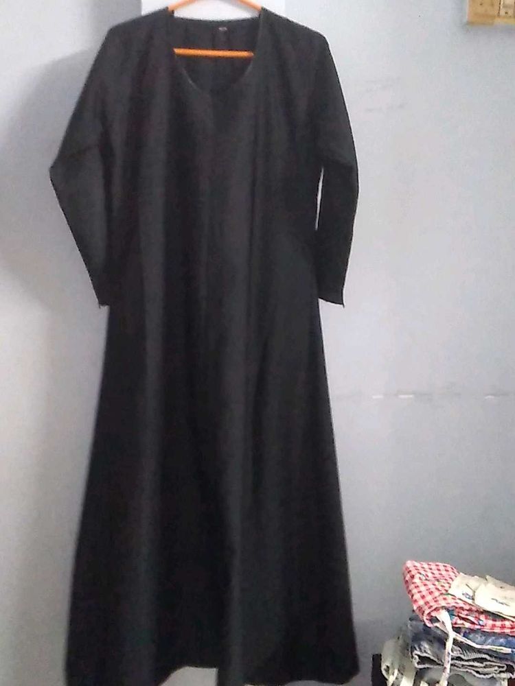 Elegant Black Burqa For Girls.