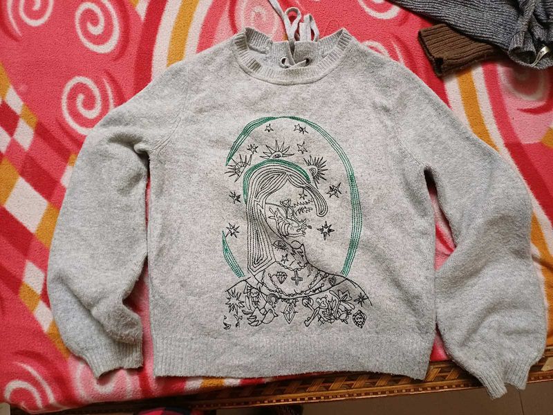 Grey Graphic Print Pullover