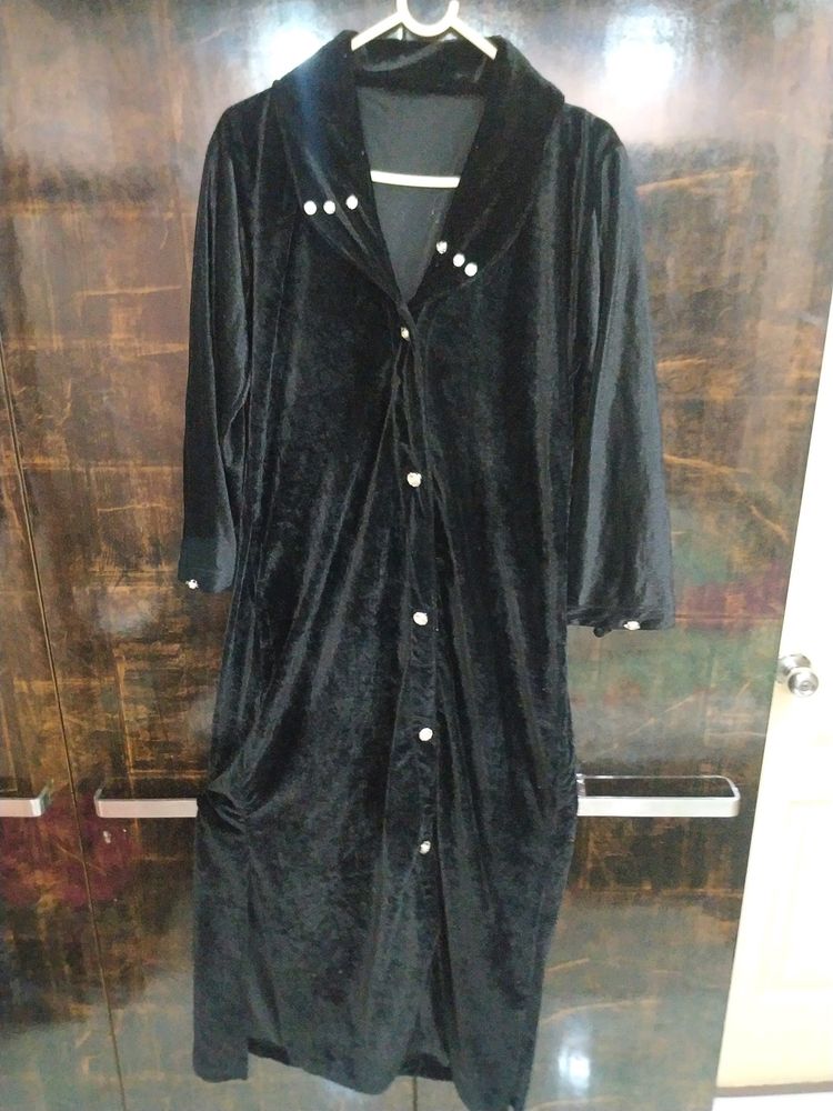 Long Velvet Coat In Black With Beautiful Button