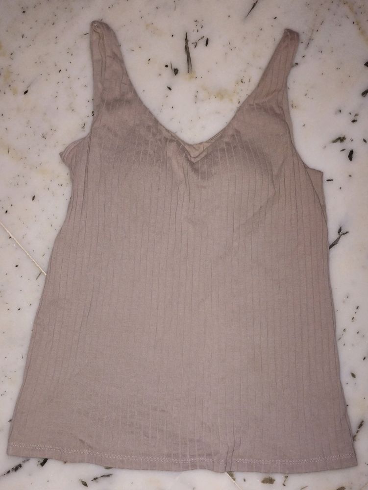 Thin Stripped Top With Cups Inside,No Need To Wear Bra.