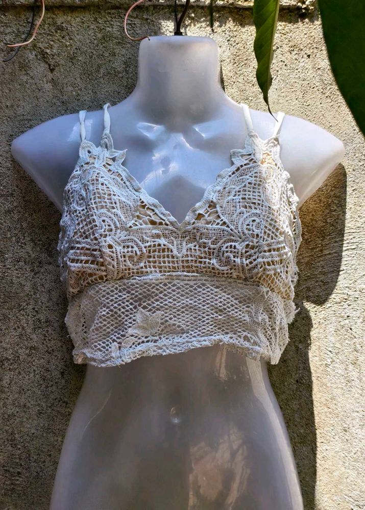 692 CUTE CROP TOP