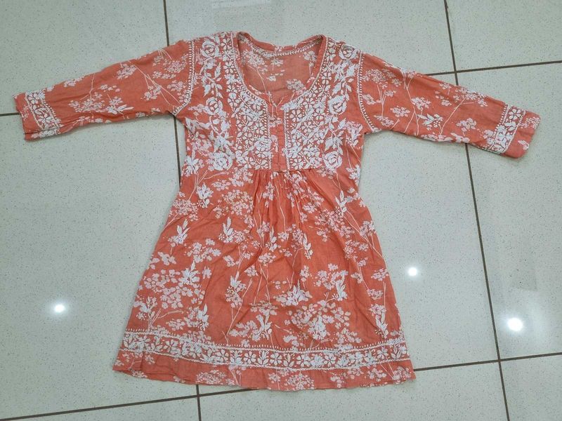 Chikankari Short Kurti