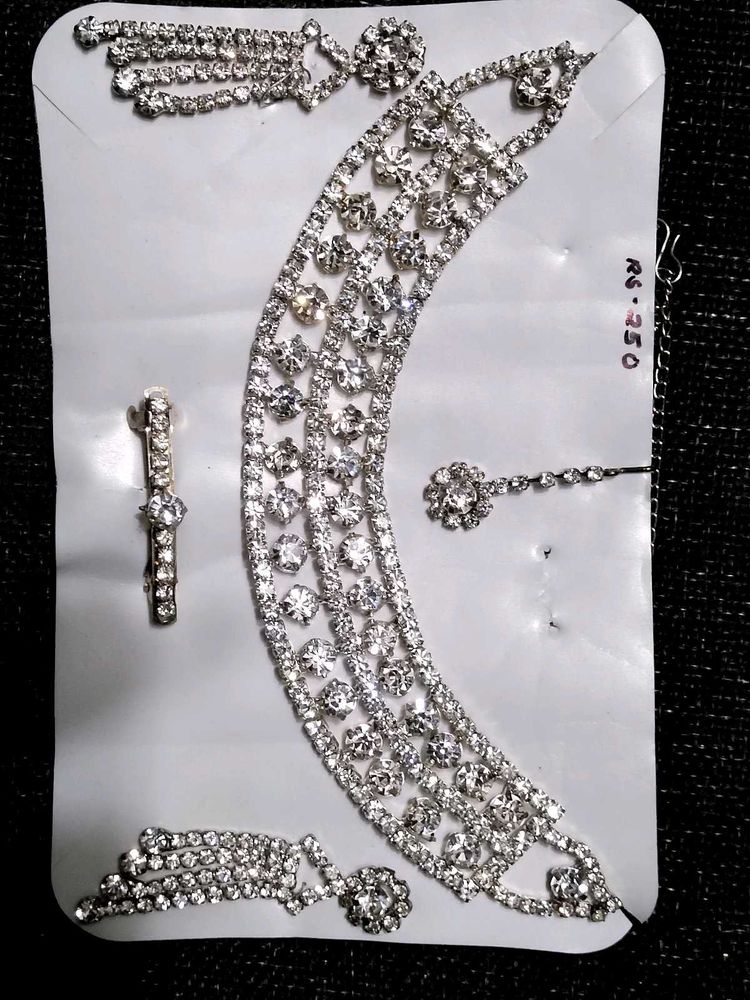 Sparkling Rhinestone Jewelry Set