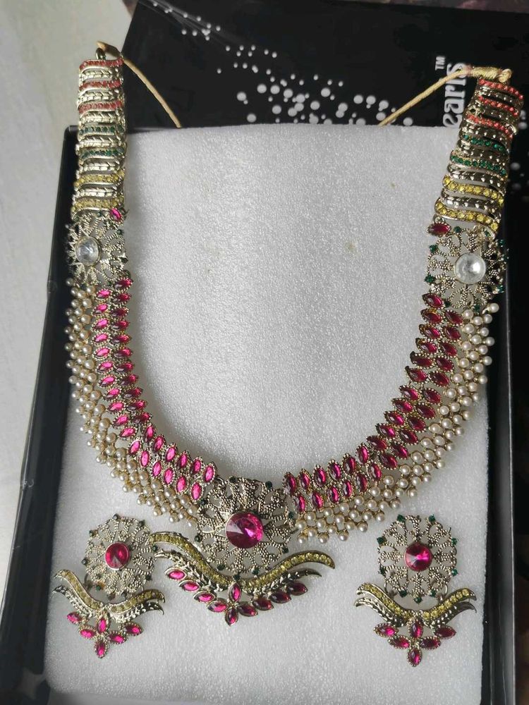 Antique Pearl And Stone Studded Jewellery Set
