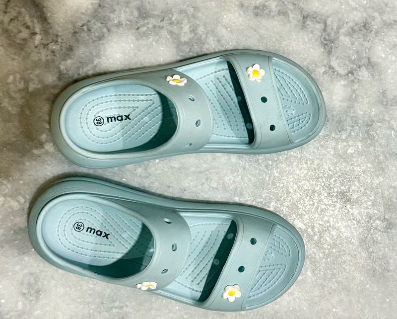 Max New Slippers For Sale