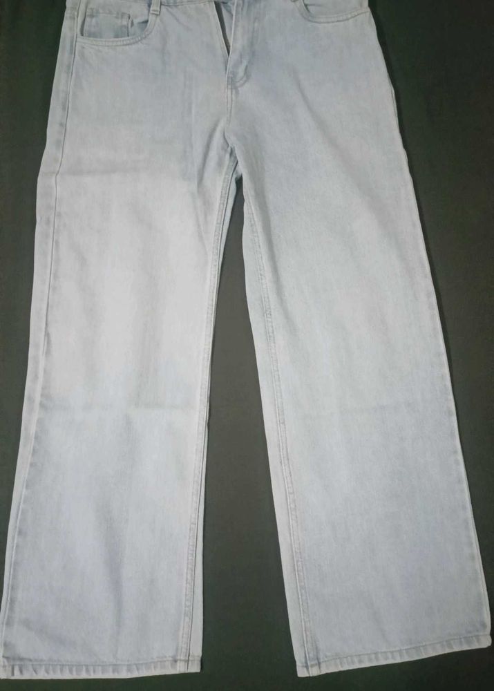 Light Wash Wide Leg Jeans