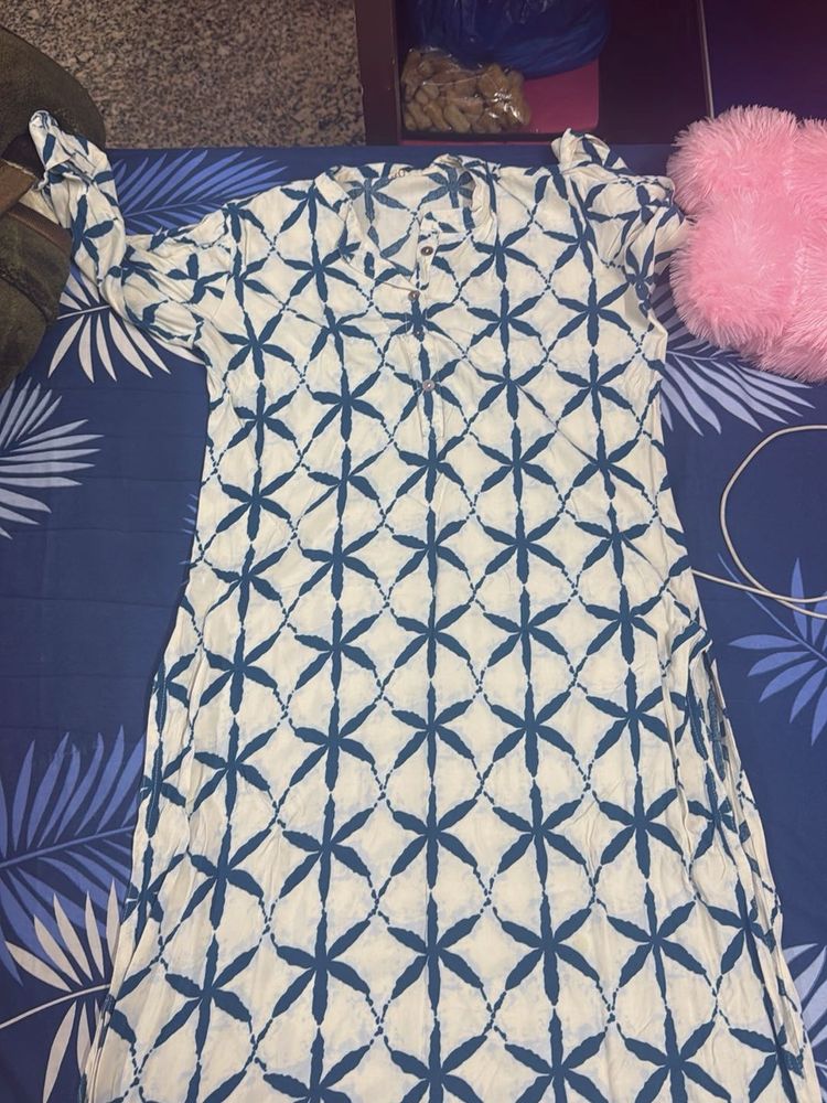 Blue &amp; White Printed Kurta