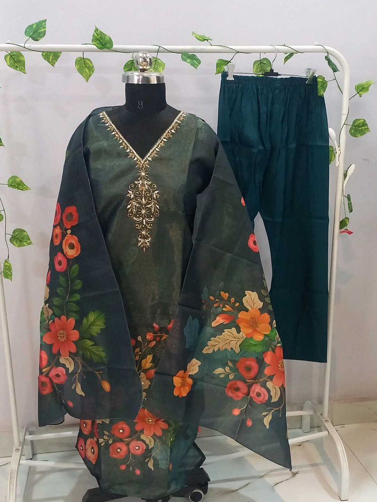 Dhoop Chaanw wala brand new suit set for weddings