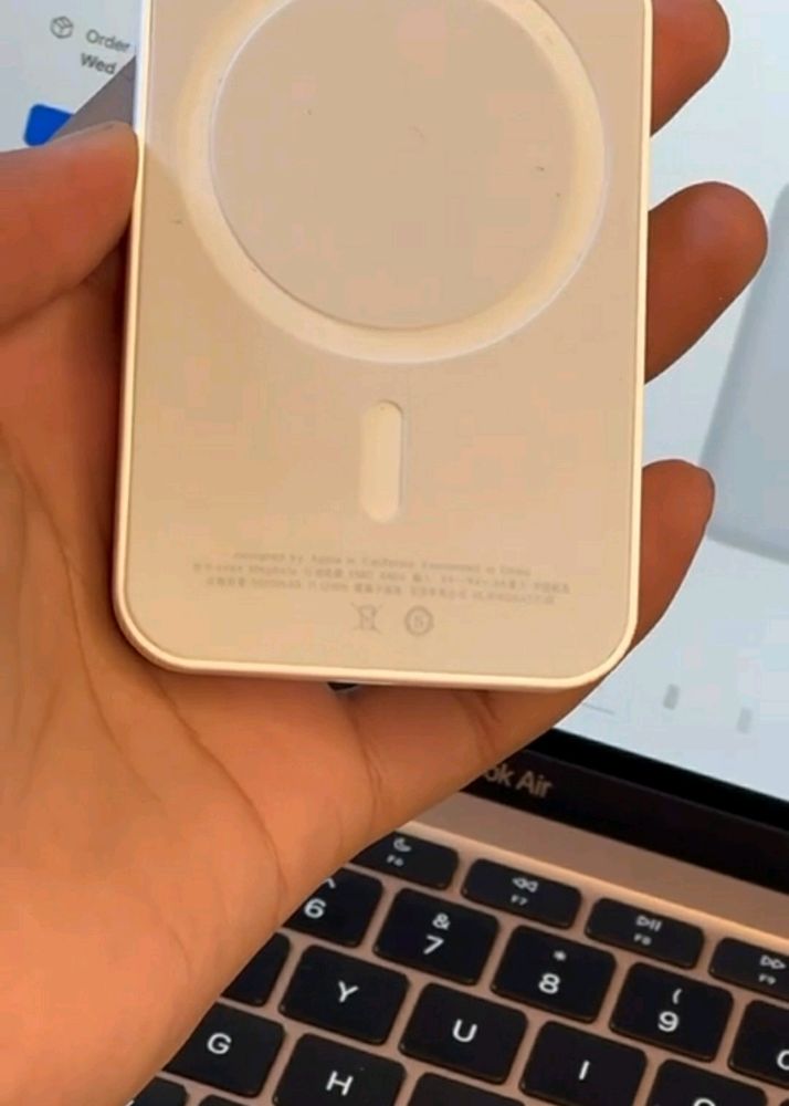 Apple Magsafe Powerpack