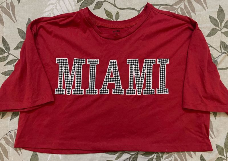 Red Zudio Pullover