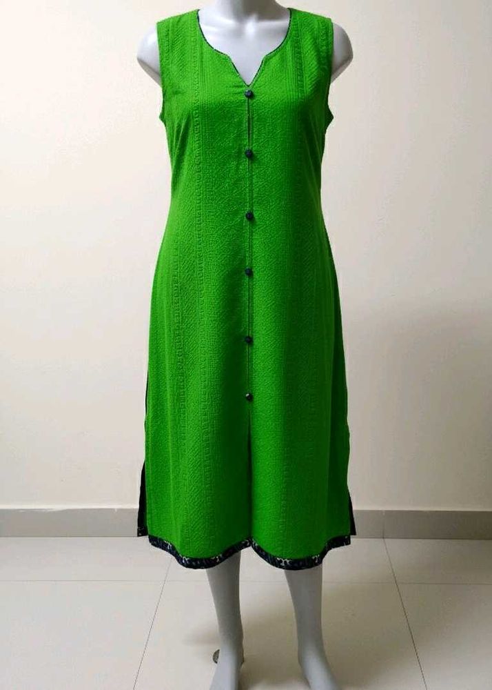 🌿 Elegant Green Kurta 🌿