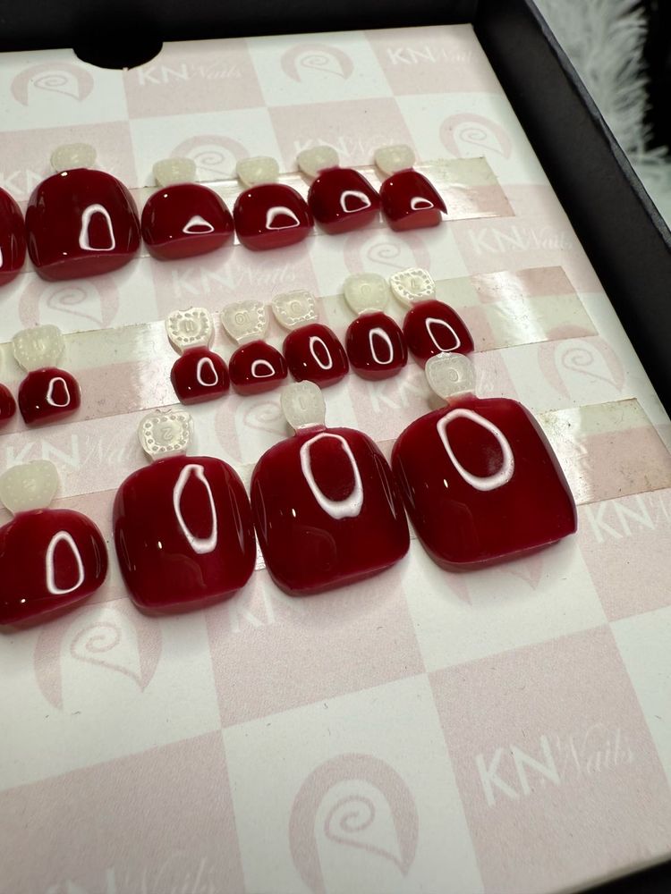 (sale)Maroon Press On Nails 4 Ur Toes- Leg