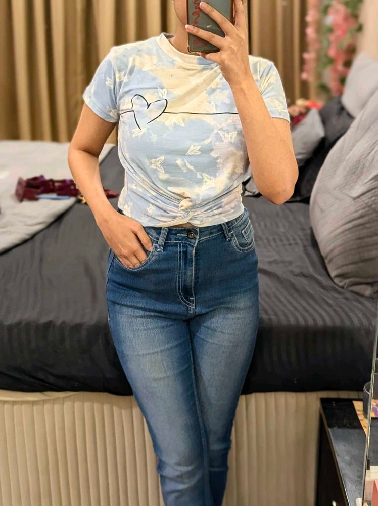 Sky Blue Knotted Top