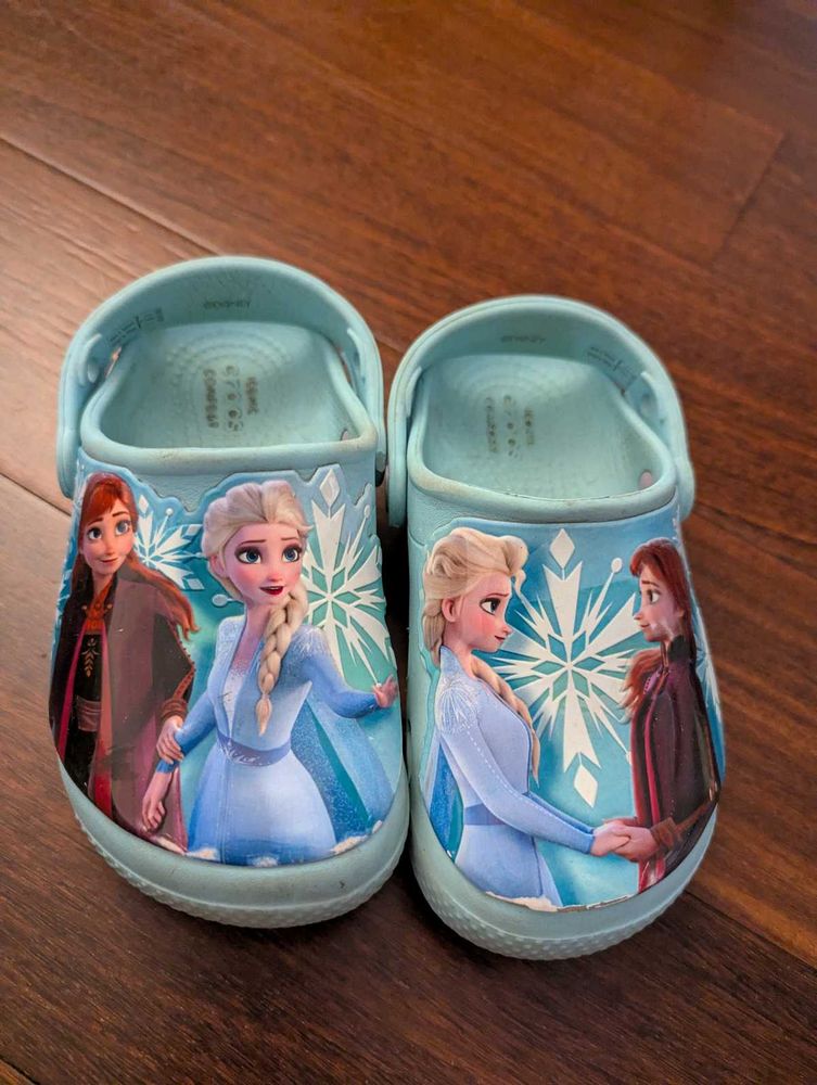 Frozen Clogs