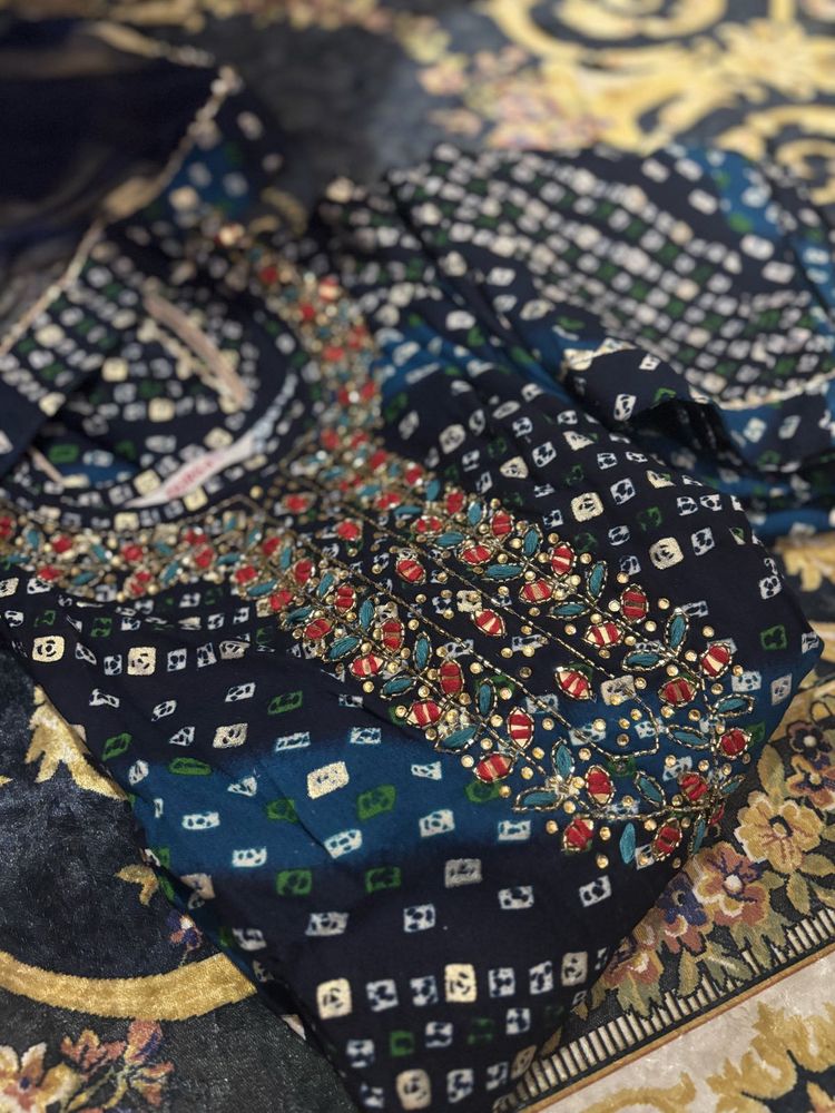 Elegant  Calcutta Embroidered Kurta