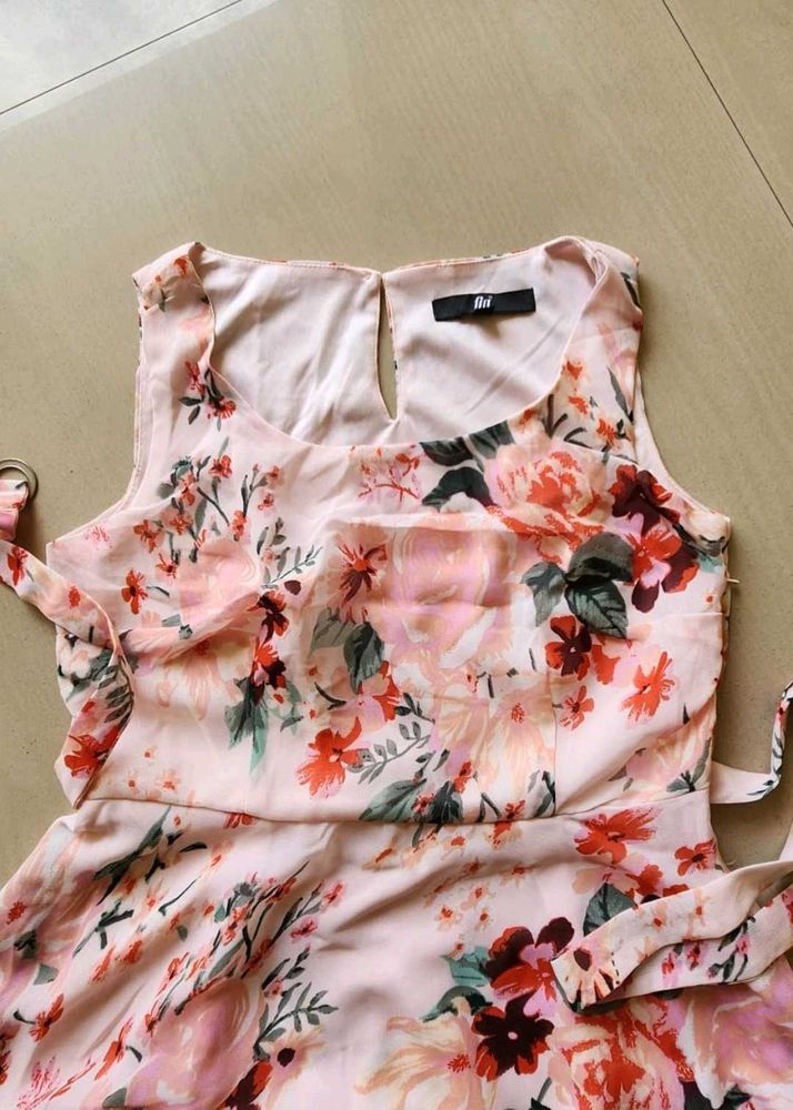 Floral Midi Dress 👗
