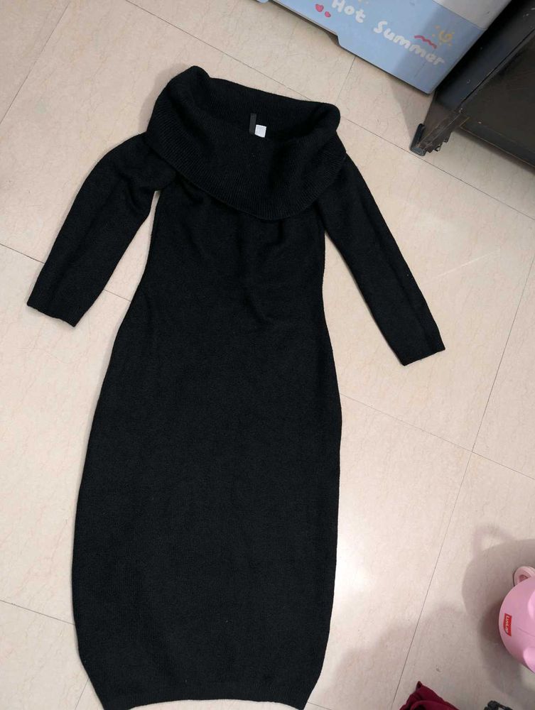 Elegant Black Midi Dress