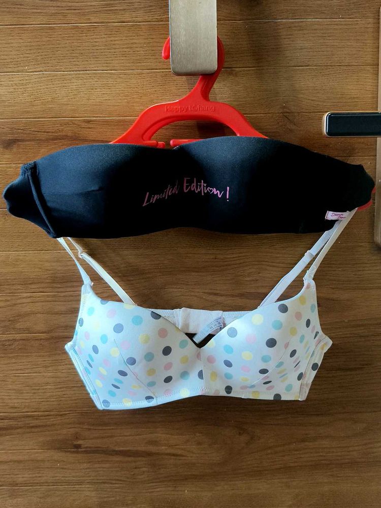 Cute Polka Dot Bra with black small chest gi