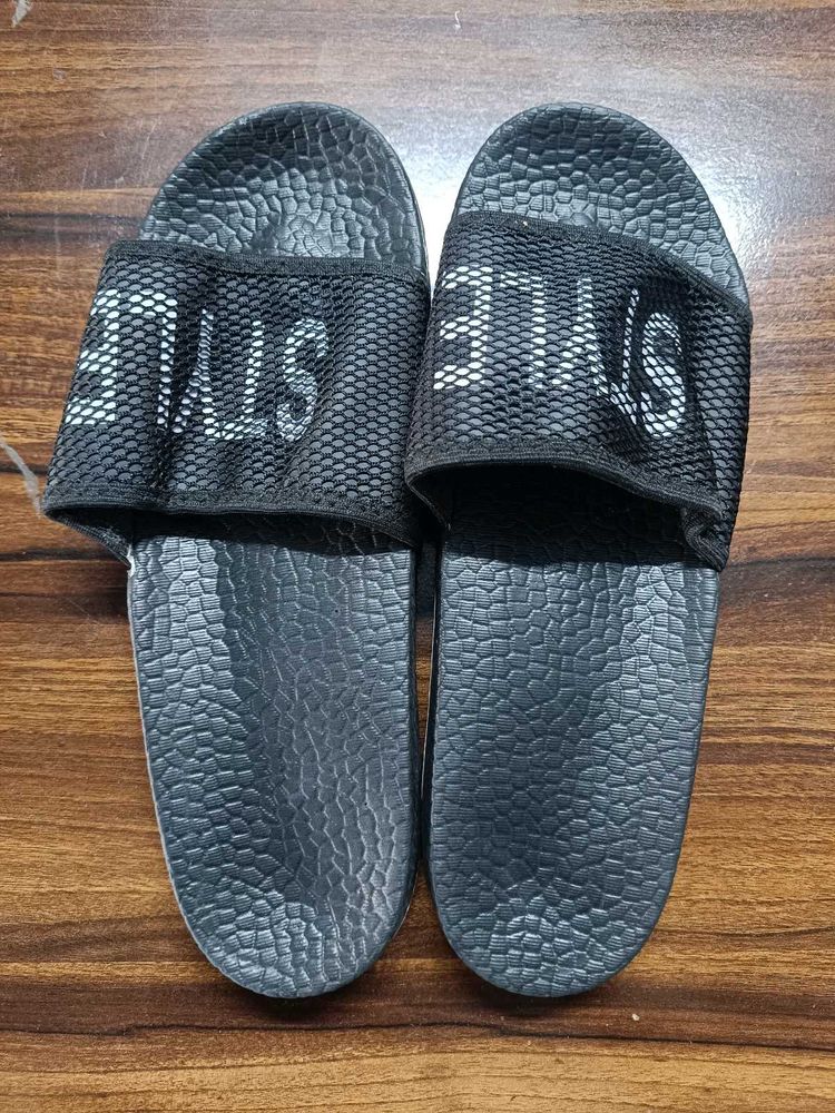Black &#39;Style&#39; Slides - Size 10