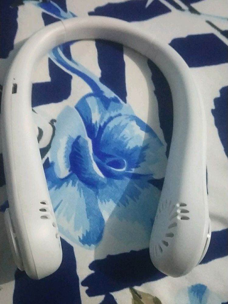 NEW LAUNCH RECHARGABLE PORTABLE NECK FAN(IMPORTED)